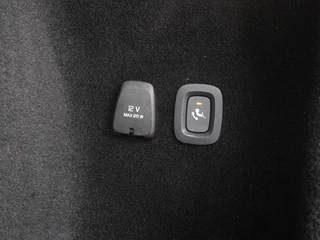 Volvo V60 Volvo V60 2.0 T8 Recharge AWD R-Design | Trekhaak |  Stoelverwarming | Camera | Harman/Kardon | Adaptive cruise | Memory | Carplay | Navigatie | 19'' lichtmetalen velgen - afbeelding nr 33