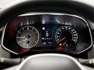 Renault Clio (APPLE CARPLAY, GROOT NAVI, LM VELGEN, SPORTSTOELEN, PARKEERSENSOREN, LED KOPLAMPEN, LANE ASSIST, NIEUWSTAAT) - afbeelding nr 19