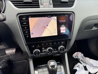 Škoda Octavia Škoda Octavia Combi 1.5 TSI Greentech Style Business AUTOMAAT / RS-STOELEN / VIRTUAL / CANTON / KEYLESS / FULL LED / STOELVERW / NL-AUTO - afbeelding nr 7