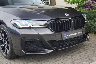 BMW 5 Serie BMW 5 Serie 530e (292pk) Laser/HUD/H&K/Pano/4-wielbesturing/Alle opties! - afbeelding nr 28