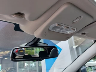Nissan QASHQAI 1.2 DIG-T 116pk N-Connecta Design-Pack | Origineel NL | Navi | Clima | Cruise | Keyless Entry | Panoramadak | Pdc V+A+360 Camera | Rijstrook+Licht+Regensensor | Privacy Glass | 18''lm - afbeelding nr 25