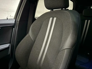 BMW 1 Serie BMW 1-serie 118i Sportline Navi Cruise Carplay Sfeerver. NAP - afbeelding nr 44
