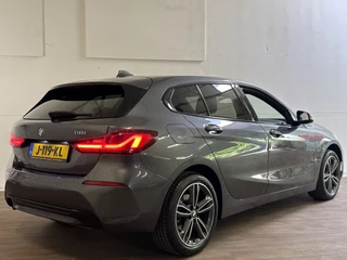 BMW 1 Serie BMW 1 Serie 118IA 140PK HIGH EXECUTIVE SPORT/NAVI/LED/CARPLAY - afbeelding nr 9