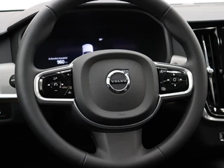 Volvo V90 Volvo V90 T6 PLUG-IN HYBRID PLUS DARK SCHUIFDAK 360GR CAM 19INCH HARMAN KA - afbeelding nr 34