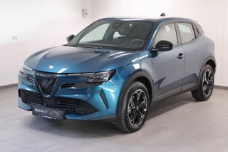 Alfa Romeo Junior Elettrica 54 kWh