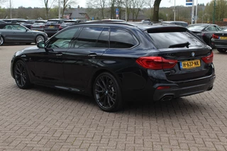 BMW 5 Serie BMW 5 Serie Touring 520d High Exe. M Sport / Panoramadak / Camera / Head-up / 19'' / Leder / Navigatie / Stoelverwarming / Cruise Control - afbeelding nr 3