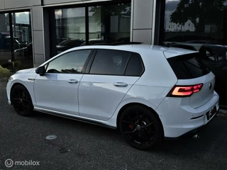 Volkswagen Golf Volkswagen Golf 2.0 TSI GTI Black Style Panorama/HUD/H&K/Leder - afbeelding nr 8