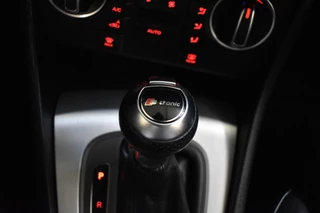 Audi Q3 LEDER/PDC/NAVI - afbeelding nr 30