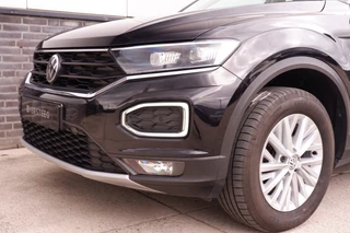 Volkswagen T-Roc Volkswagen T-Roc 1.5 TSI Sport | LED | Trekhaak | Carplay | Camera | PDC - afbeelding nr 60