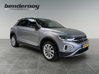 Volkswagen T-Roc Volkswagen T-Roc 1.5 TSI 150pk DSG Style | Acc | Lane | Camera - afbeelding nr 1