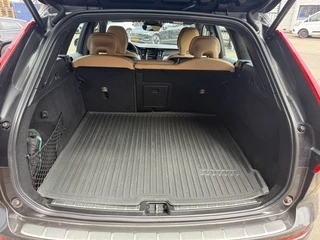 Volvo XC60 Volvo XC60 B5 AWD Mom. Pro | Lederen bekleding | Stoelverwarming - afbeelding nr 21