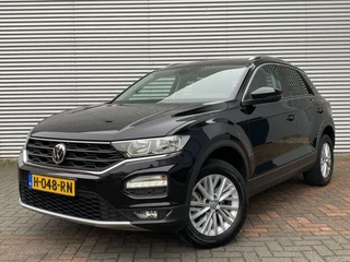 Volkswagen T-Roc Volkswagen T-Roc 1.5 TSI Airco Carplay Cruise Led NL Auto 2020 Origineel 92238 KM N.A.P 2 De Eigenaar Nieuwstaat - afbeelding nr 1
