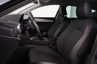 SEAT Leon SEAT Leon 1.5 eTSI FR | Stoel & stuurverwarming | Trekhaak |  Carplay | Navigatie | Adaptive cruise | Sportstoelen | Full LED - afbeelding nr 5