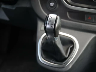 Renault Trafic Renault Trafic bestel 2.0 dCi 145 DC Comfort Automaat 5zits | Dubbele deur  | Apple carplay | Stoelverwarming | Trekhaak - afbeelding nr 35