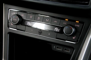 Volkswagen Polo Volkswagen Polo 1.0 TSI Comfortline - 95 pk **Carplay / PDC / ACC - afbeelding nr 17