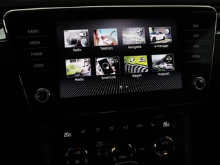 Škoda Superb Skoda Superb 1.4 TSI iV Laurin & Klement | Panoramadak |  Leder | Adaptive cruise | Canton Sound | Stoelverwarming | Standkachel | Carplay | Camera | Full LED | Memory - afbeelding nr 33
