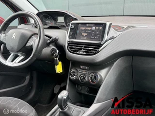 Peugeot 2008 Peugeot 2008 1.2 PureTech Blue Lion  Cruise + Airco + Navi - afbeelding nr 12