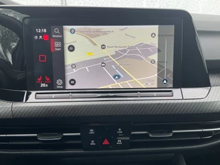 Volkswagen Golf Volkswagen Golf 1.5 eTSI R-Line Business+ Automaat Adap.Cruise Stoel/Stuurverw Led Sfeerverlichting! - afbeelding nr 34