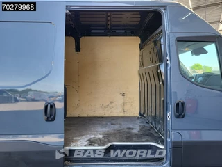 Iveco Daily Iveco Daily 35S18 3.0L Automaat L2H2 3,5t Trekhaak Airco Cruise Camera L2 12m3 Airco Trekhaak Cruise control - afbeelding nr 7