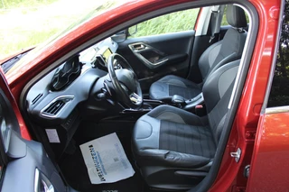 Peugeot 2008 Peugeot 2008 1.2 PT 82pk Executive automaat ECC/pano/cruise/navi/trekhaak - afbeelding nr 31
