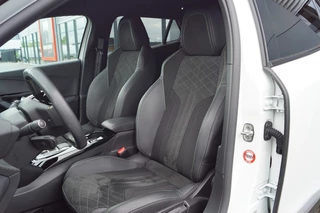 Peugeot e-2008 Peugeot e-2008 e-2008 EV GT Pack 50 kWh / Navi / Camera / Side-assist / ACC / PDC - afbeelding nr 3