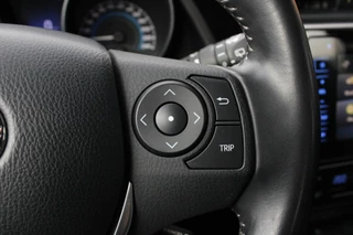 Toyota Auris Toyota Auris 1.8 Hybrid Dynamic | Navigatie | Clima | Camera - afbeelding nr 24
