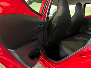 Toyota Aygo Toyota Aygo 1.0 VVT-I X-FUN NAP l 5DRS l CRUISE l BLUETOOTH l - afbeelding nr 30