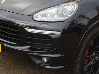 Porsche Cayenne Porsche Cayenne 3.0 S E-Hybrid 410PK / Porsche Sport Design / LED - afbeelding nr 39