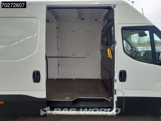 Iveco Daily Iveco Daily 35S16 Automaat L3H2 Camera Airco Parkeersensoren L4H2 16m3 Airco - afbeelding nr 7