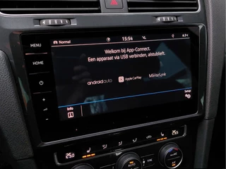 Volkswagen e-Golf e-Golf 136pk Automaat 5-Deurs | Warmtepomp | Navi | Apple Carplay+Android Auto | Clima | Adap. Cruise | Led Koplampen | Pdc V+A | Stoelverwarming | Privacy Glass | 17''lm | Trekhaak - afbeelding nr 15