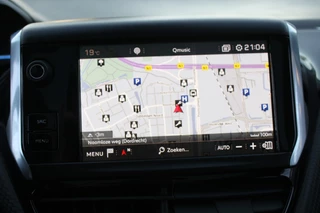 Peugeot 2008 Peugeot 2008 1.2 PureTech Allure, automaat, navigatie. - afbeelding nr 26
