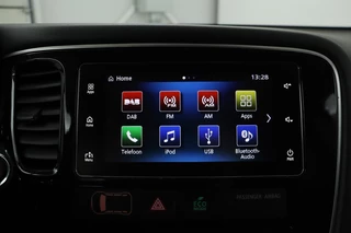 Mitsubishi Outlander Mitsubishi Outlander 2.0 PHEV Pure | Trekhaak | Carplay | Camera |  Half leder | Keyless | Climate control | Cruise control - afbeelding nr 20