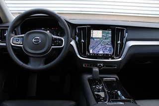 Volvo S60 Volvo S60 2.0 Recharge T8 AWD Ultimate Dark | Schuif/Kantel dak | Head-up | H/K | BLIS | Leder | Pilot Assist - afbeelding nr 5