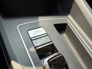 Volkswagen Golf Volkswagen Golf 1.5 eTSI Life Business | Apple Carplay | Elek. stoelen | Draadloze tel. lader - afbeelding nr 14