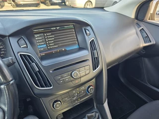Ford Focus Ford Focus 1.0 Trend Edition Airco | Bluetooth | Navigatie | PDC achter | Multifunctioneel stuurwiel | Nette auto! - afbeelding nr 13