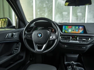 BMW 1 Serie | Live Cockpit Prof. | Sportstoelen | Adaptive LED | Apple Carplay/Android Auto wireless | 17