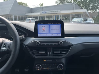 Ford Focus Ford Focus 1.0 EcoBoost Hybrid ST Line 125 Pk | Achteruitrijcamera | Keyless | Led Koplampen | Dual Climate Control | - afbeelding nr 20