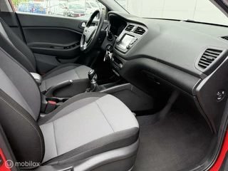 Hyundai i20 Hyundai i20 1.0 T-GDI Premium | CarPlay | Camera | Rijklaar - afbeelding nr 10