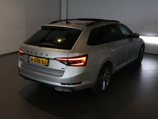 Škoda Superb Skoda Superb Combi 1.4 TSI iV Sportline Business - afbeelding nr 28