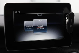 Mercedes-Benz A-Klasse Mercedes-Benz A-klasse 180 Urban | Stoelverwarming | Full LED |  Navigatie | Park Assist | Cruise control | Airco | Half leder | Sportstoelen - afbeelding nr 21