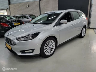 Ford Focus Ford Focus Wagon 1.0 Titanium/Cruise/Clima/Navi/Trekhaak/Nap - afbeelding nr 4