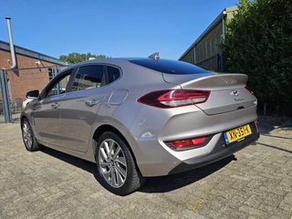 Hyundai i30 Hyundai i30 Fastback 1.0 T-GDI Premium, 1e Eig! Camera! Carplay! Zondag OPEN! - afbeelding nr 8