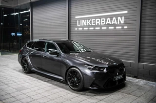 BMW M5 BMW 5-serie Touring M5 V8 Hybrid | Direct leverbaar | Pano | B&W | M Drive | - afbeelding nr 12