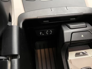 BMW X6 BMW X6 xDrive50i High-Executive M-Sportpack Aut. *PANO | HEAD-UP | TWO-COLOUR-LUXURYLEATHER | FULL-LED | MEMORY-PACK | HARMAN/KARDON-SOUNDSYSTEM |  | BLIND-SPOT | KEYLESS | CAMERA | COMFORT-SEATS | SOFT-CLOSE | 20''ALU* - afbeelding nr 21