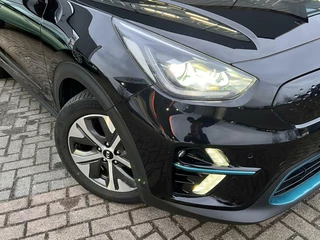 Kia e-Niro Kia e-Niro ExecutiveLine 64kWh Clima Cruise Leder Dealer NAP - afbeelding nr 6