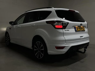 Ford Kuga Ford Kuga 1.5 EcoBoost ST Line Winterpakket Navi Cruise Trekh. - afbeelding nr 14