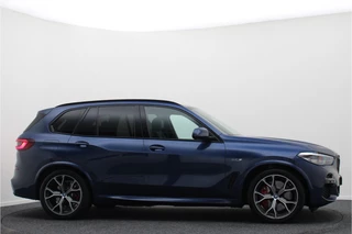 BMW X5 BMW X5 xDrive45e High Executive M-Sport Panoramadak, 360° Camera, Head-Up, H&K, ACC, Luchtvering, Trekhaak, 21