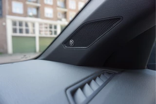 Volkswagen Polo Volkswagen Polo 2.0 TSI GTI Aut7 | PANORAMA | IQ DRIVE | KEYLESS | BEATS | Apple Carplay | Adaptieve cruise control + Lane Departure PLUS (Travel assist) | LED GRILL | Sfeerverlichting - afbeelding nr 18