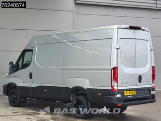 Iveco Daily Iveco Daily 35C18 180PK 3.0L Black Edition 2025 model ACC LED Camera Navi 12m3 Airco - afbeelding nr 2
