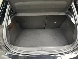 Peugeot 208 Peugeot 208 1.2 100PK Carplay, Navi, Airco, NW Distributieri - afbeelding nr 17